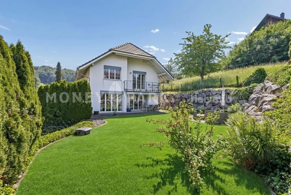 5.5-Zimmer-Einfamilienhaus mit Privatsphäre, Garten und Platz zum Leben 12