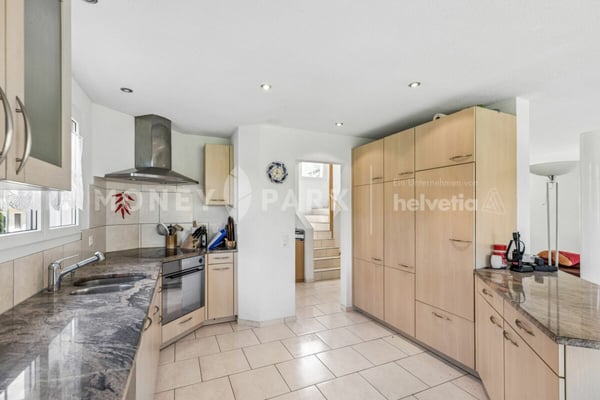 5.5-Zimmer-Einfamilienhaus mit Privatsphäre, Garten und Platz zum Leben 3