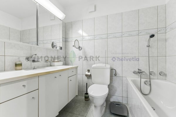 5.5 Zimmer-Eigentumswohnung mit viel Potenzial 4