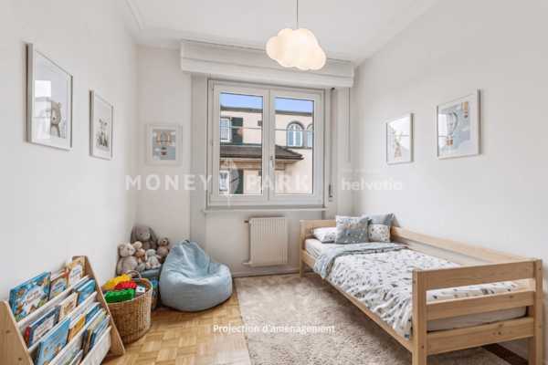 Appartement transformable en 3.5 pièces, actuellement aménagé en 4.5 pièces, au centre de Lausanne. 11