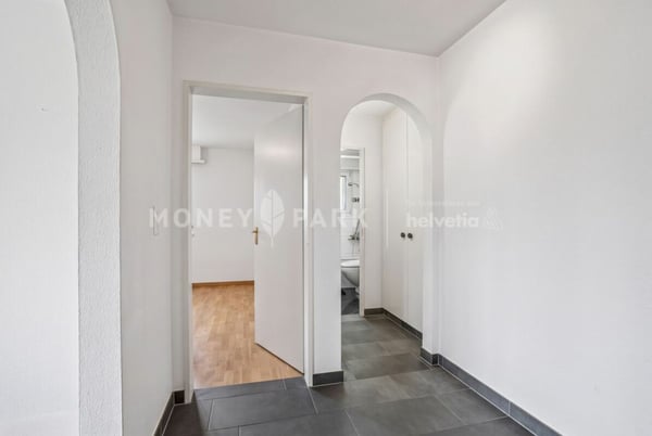 2.5-Zimmer-Wohnung mit sonnigem Balkon und durchdachtem Grundriss 3