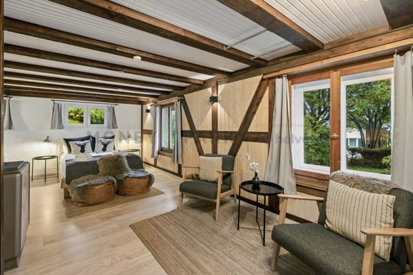 Ferienhaus mit zwei Wohneinheiten und unverbaubarer Fernsicht 3