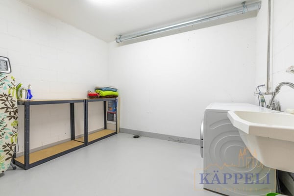 1.5 Zimmer Doppeleinfamilienhaushälfte am Bergblick in Uebeschi 16