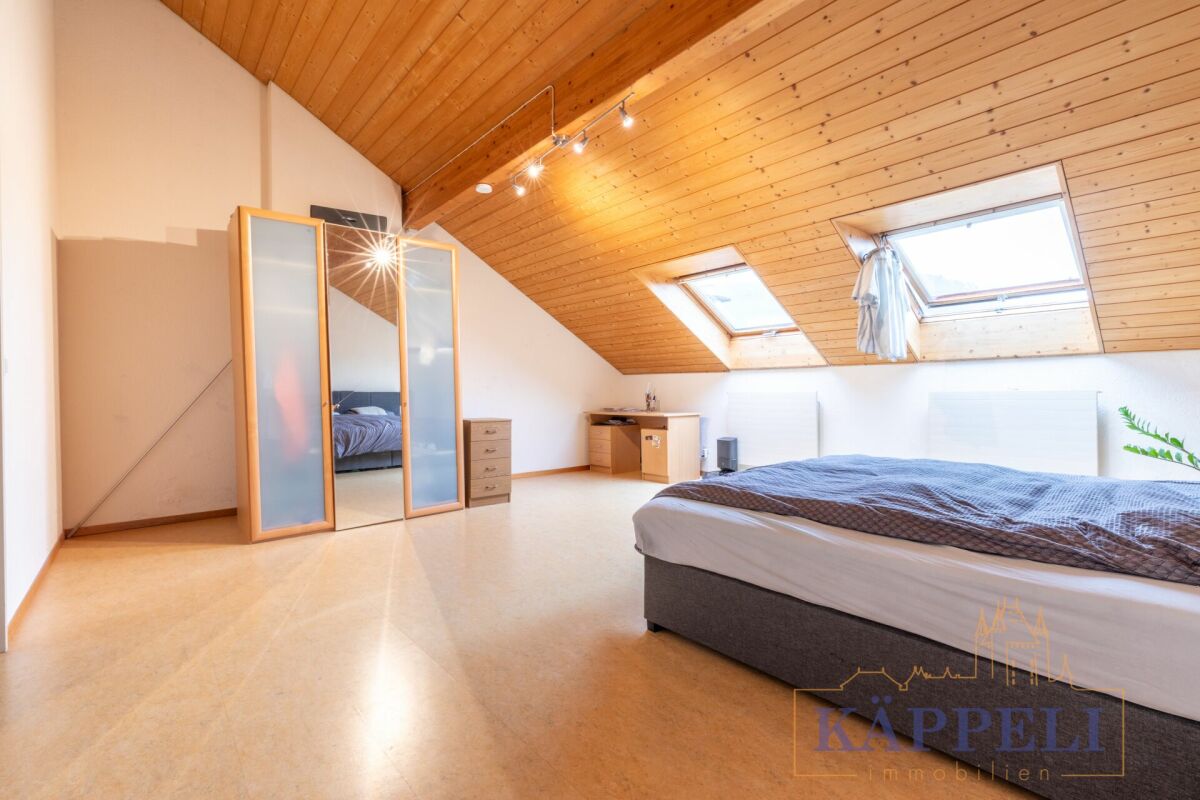 5.5 Zimmer Dachwohnung im Zentrum von Wattenwil