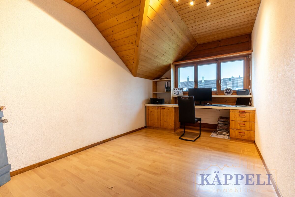 5.5 Zimmer Dachwohnung im Zentrum von Wattenwil
