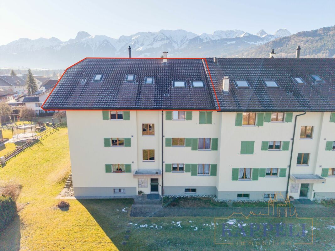 5.5 Zimmer Dachwohnung im Zentrum von Wattenwil