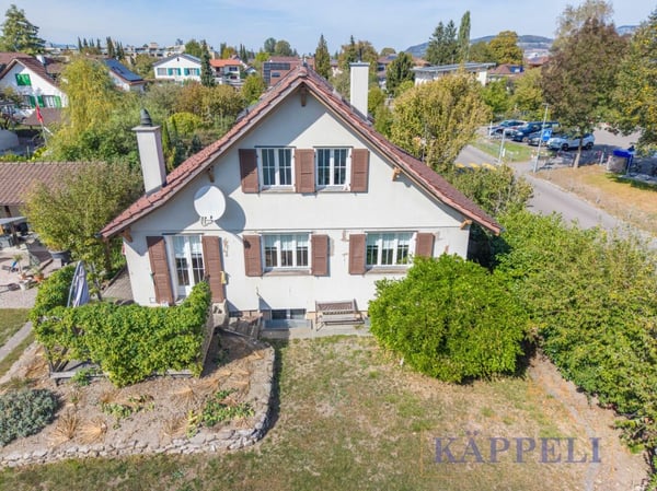 Familientraum im Herzen von Thun: Freistehendes 3.5 Zimmer Einfamilienhaus 2