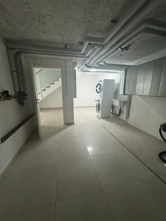 Grosszügiges modernes 5.5 Zimmer-Einfamilienhaus in Erschwil / SO 17