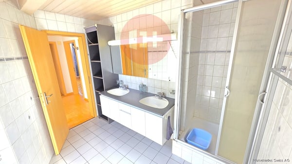 SONNIGES 5.5-ZIMMER BIJOU AUF 2 ETAGEN MIT SCHWEDENOFEN! 9