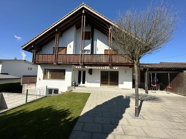 ZWEIFAMILIENHAUS MIT POTENZIAL 14