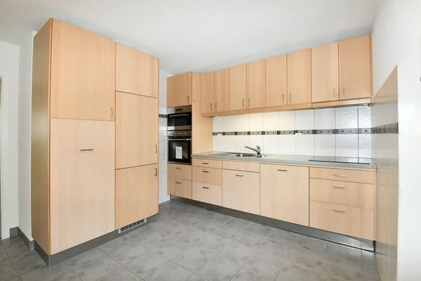 Charmantes 1.5-Zimmer-Einfamilienhaus mit Wintergarten, grosser Terrasse und Garten in ruhiger Lage von Wettingen 4