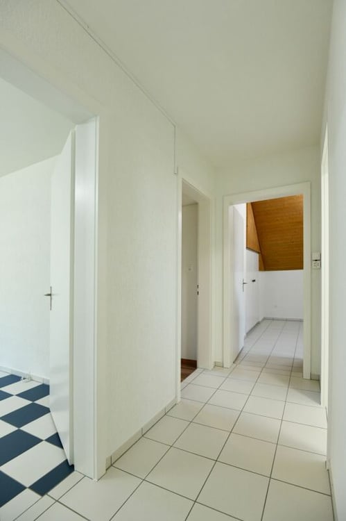 Charmantes 9.5-Zimmer-Einfamilienhaus mit Wintergarten, grosser Terrasse und Garten in ruhiger Lage von Wettingen 12