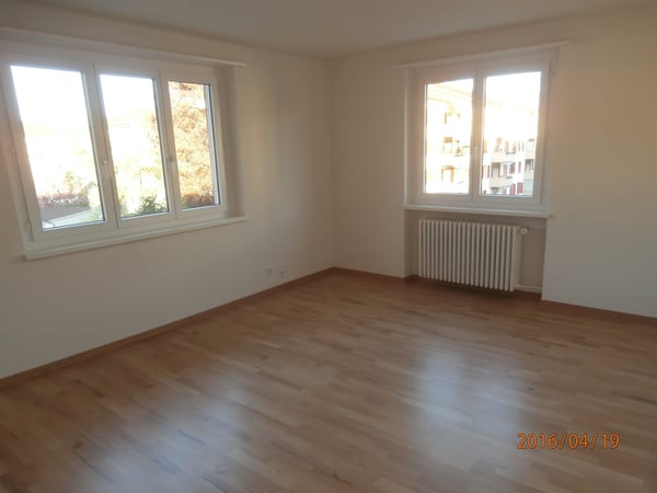 3 1/2 Zimmerwohnung zu vermieten 4