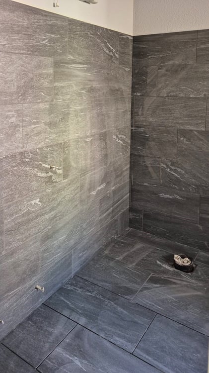 Frisch renovierte 1.5-Zimmer-Wohnung mit Terrasse in Ascona zu vermieten 6