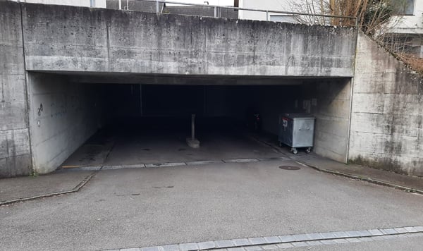 Zweiradparkplätze zu vermieten 3