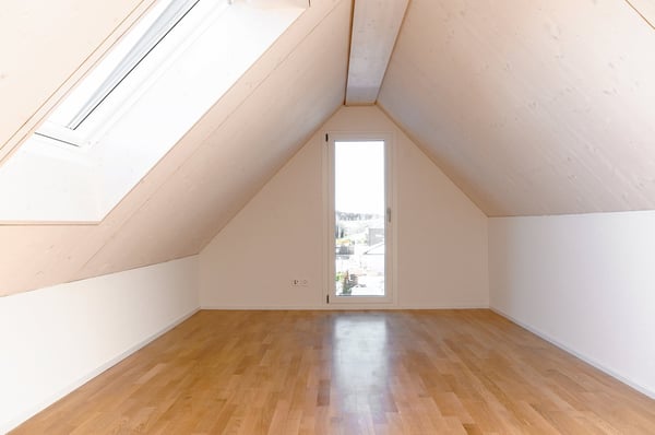 Über den Dächern von Bäretswil schöne 4.5 Dachmaisonettwohnung 7