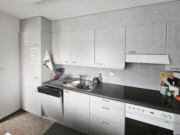 Schöne, gemütliche 2.5-Zimmer-Wohnung mit Balkon in Wetzikon 2