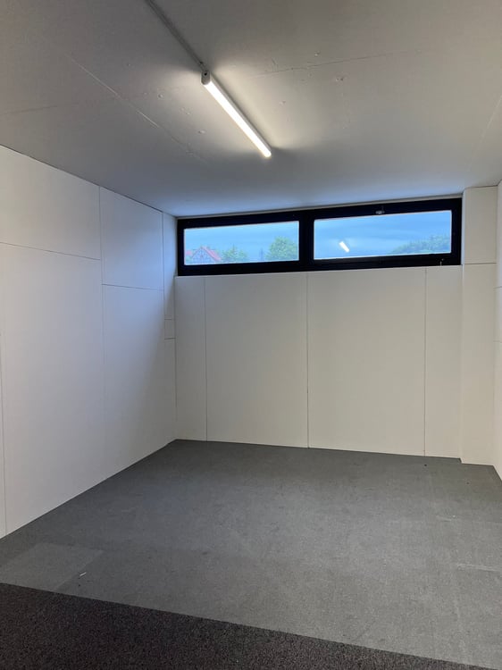 Gepflegte trockene Lager mitten im Dorfkern 8