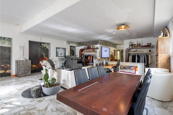 Büro mit Firmendomizil im Kanton Schwyz Ihre professionelle Geschäftsadresse 4