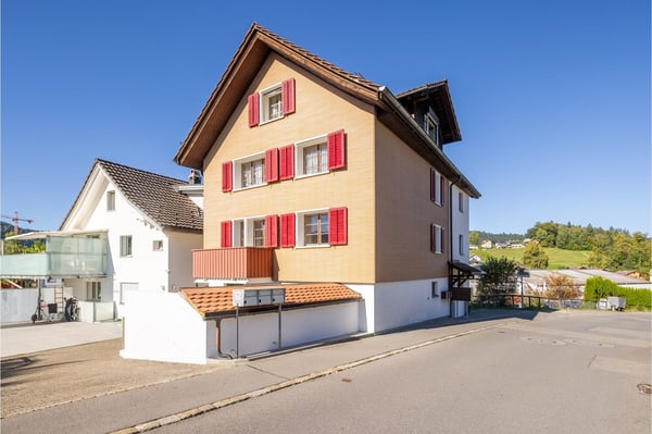 1.5 Zimmer Wohnung 1. OG Charmante und mit Charakter 6