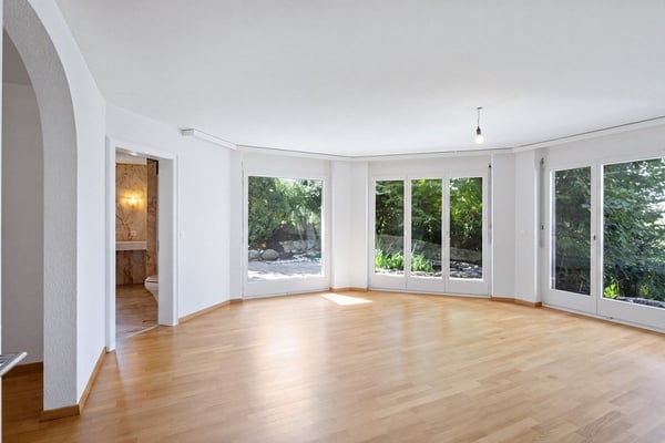 Grosszügige und aussergewöhnliche 4.5-Zimmer-Maisonettewohnung - 210 m² Wohnfläche auf zwei Ebenen 4