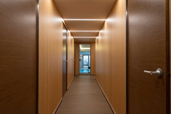 Luxueux appartement occupant l'entier de l'immeuble 18