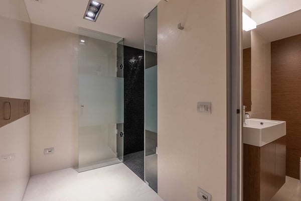 Luxueux appartement occupant l'entier de l'immeuble 22