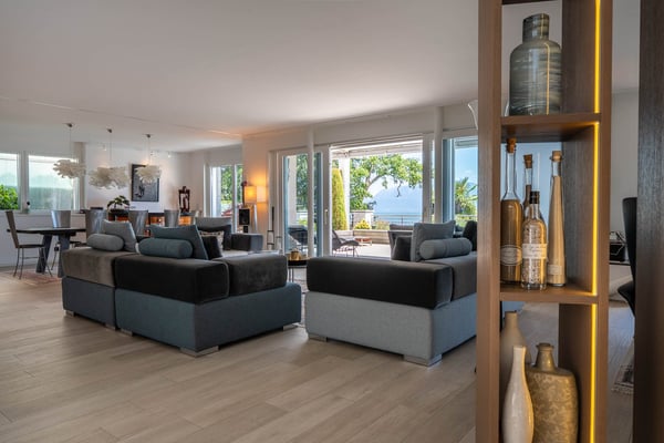 Appartement pieds dans l'eau avec port privé 3