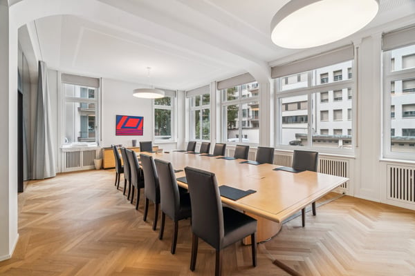 Repräsentative Büroflächen in geschichtsträchtiger Liegenschaft 3