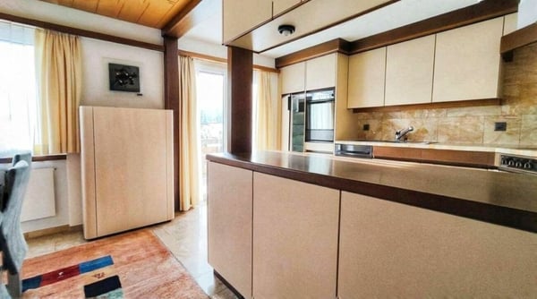 Viel Raum zum Leben mit Bergpanorama 12