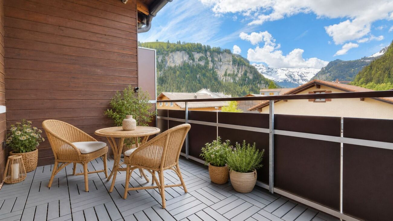 MAISONETTE-WOHNUNG MIT SONNENBALKON UND TRAUMHAFTEM  ALPENPANORAMA