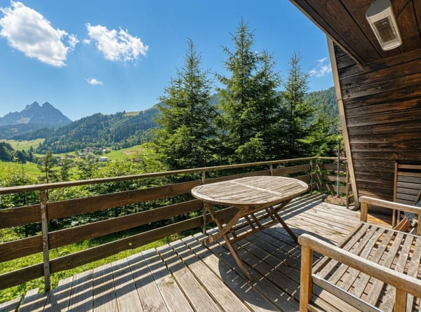Ferienhaus in Alpthal - Bergpanorama inklusive 4