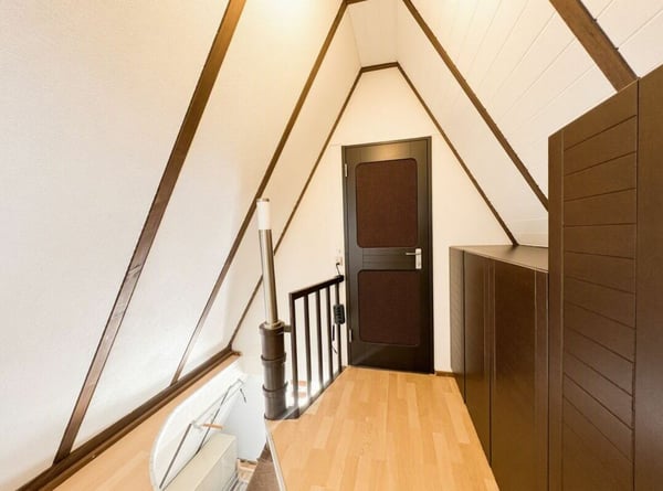 Ferienhaus in Alpthal - Bergpanorama inklusive 13