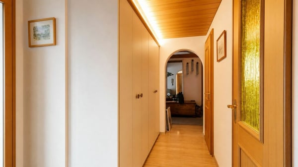 GROSSZÜGIGE DACHWOHNUNG MIT BERGBLICK 14