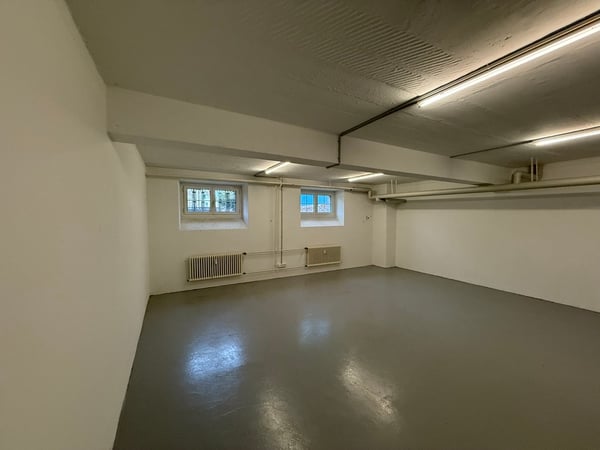 Lager an zentraler Lage zu vermieten! 2