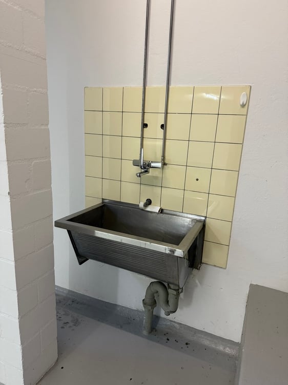 Lager an zentraler Lage zu vermieten! 5