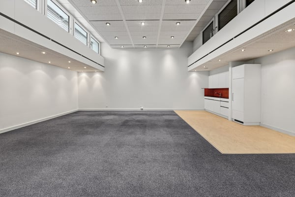Attraktive Büro-/Gewerbefläche an attraktiver Lage 8
