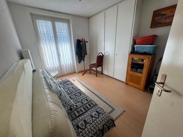 Grosszügige 4.5_Zimmerwohnung an zentraler Lage 7