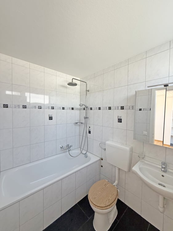 2.5-Zimmerwohnung in mitten Solothurn zu Vermieten 9
