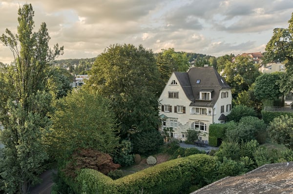 Elegante Stadtvilla mit beeindruckendem Raumgefühl 1