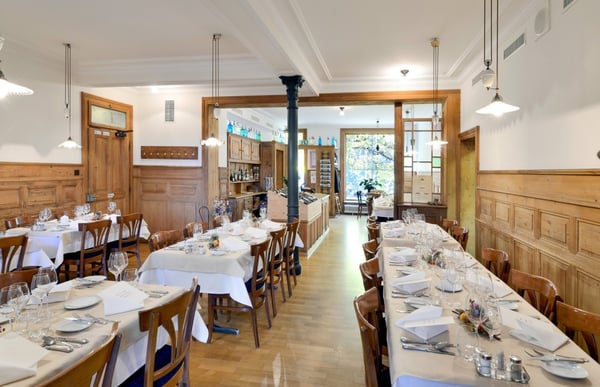 Belpstrasse 51, top ausgerüstetes Restaurant zu vermieten 1