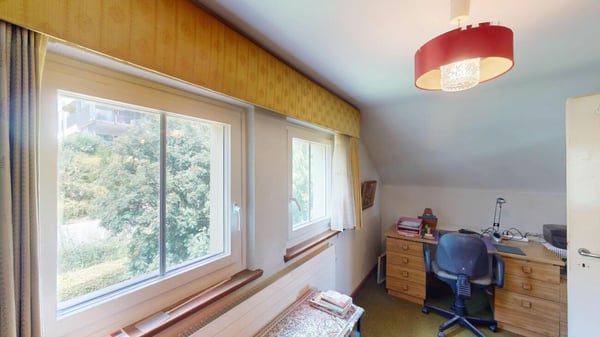 Einfamilienhaus mit grossem Garten und Alpensicht 16
