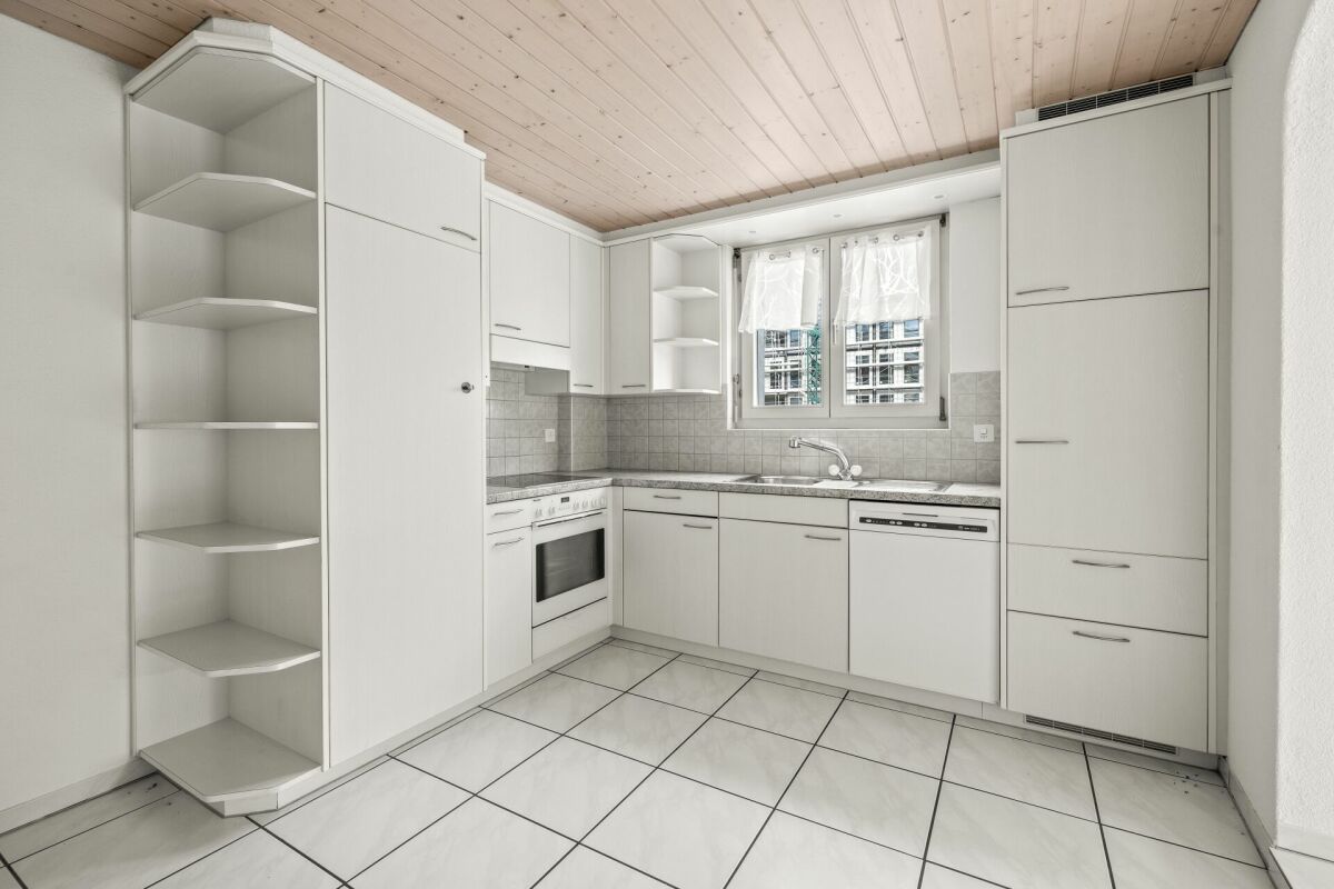 Casa a doppia famiglia in posizione centrale a Liestal.