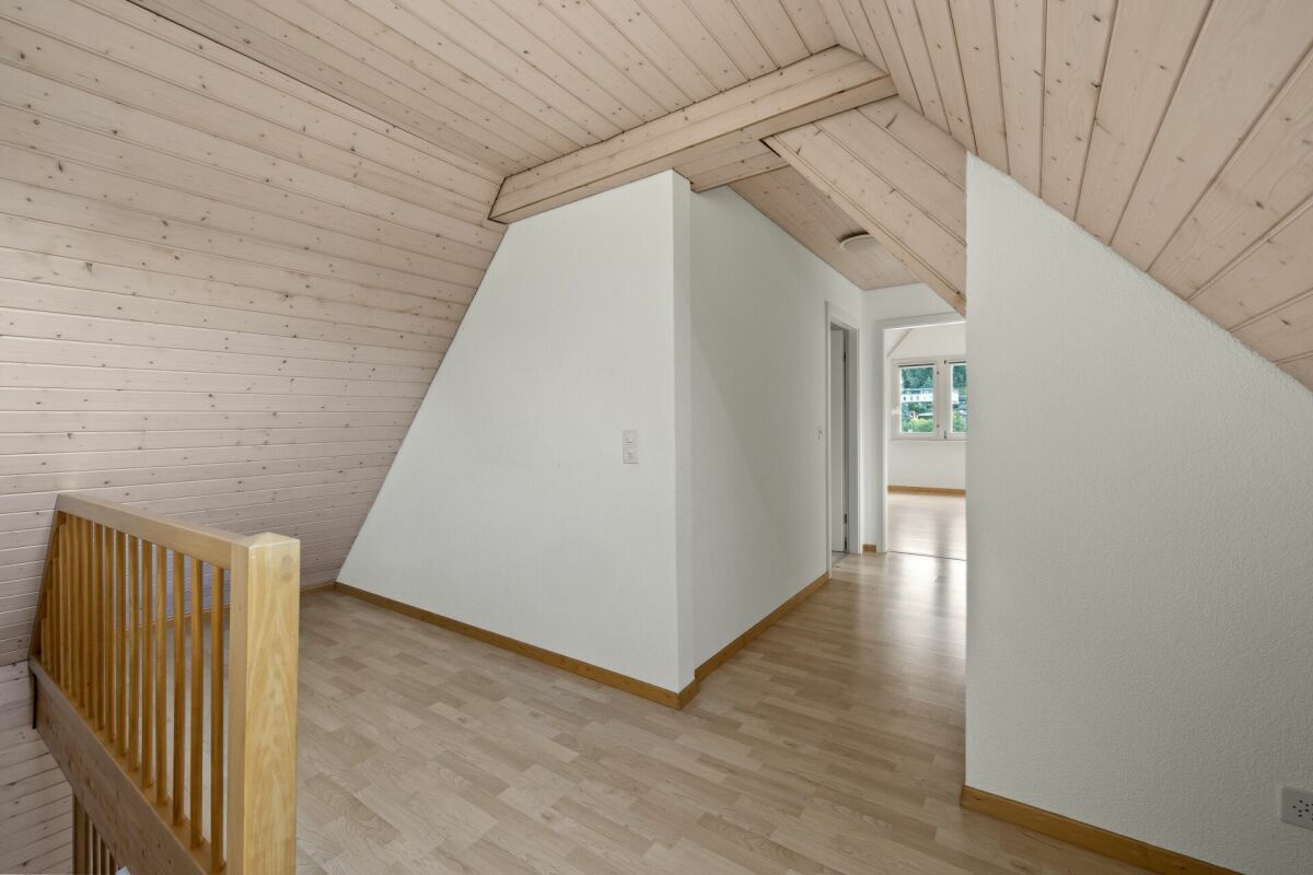 Casa a doppia famiglia in posizione centrale a Liestal.