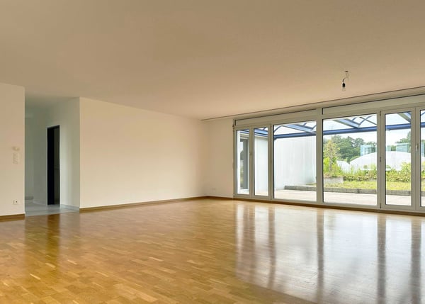 Einzigartige 5.5-Zimmer-Wohnung auf dem Dach des Birchi Centers 4