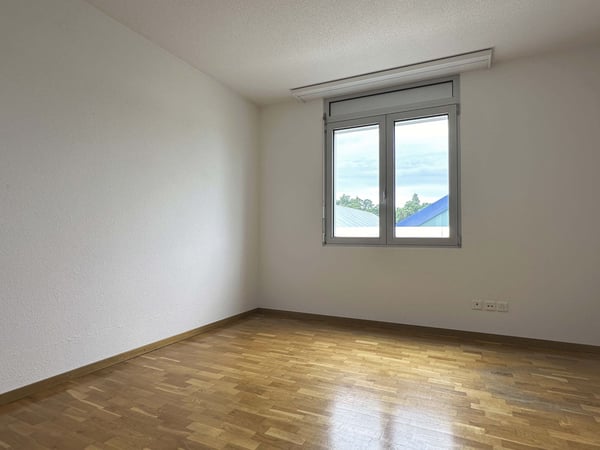 Einzigartige 5.5-Zimmer-Wohnung auf dem Dach des Birchi Centers 3