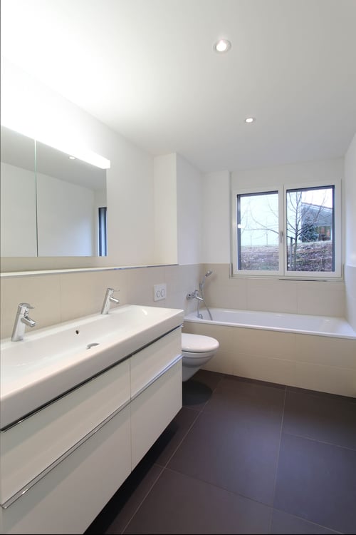 TOP 3.5-ZIMMER-ERDGESCHOSSWOHNUNG AN RUHIGER UND DOCH ZENTRALER LAGE IN FRICK 7