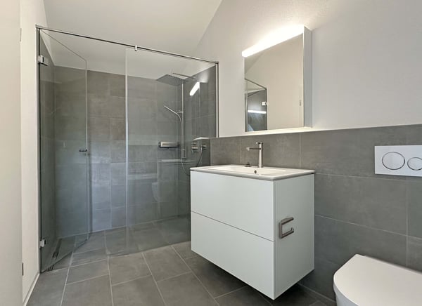 STABHOF -> TOP ATTIKAWOHNUNG IM HERZEN VON LIESTAL 7
