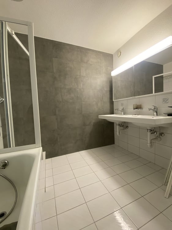 Grosszügige 3.0-Zimmerwohnung im Zürich-Enge Quartier 10