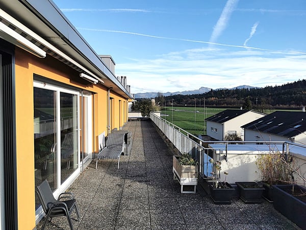 5.5-Zimmer Attika-Penthouse Wohnung mit Bergblick in Wagen, Rapperswil-Jona 2